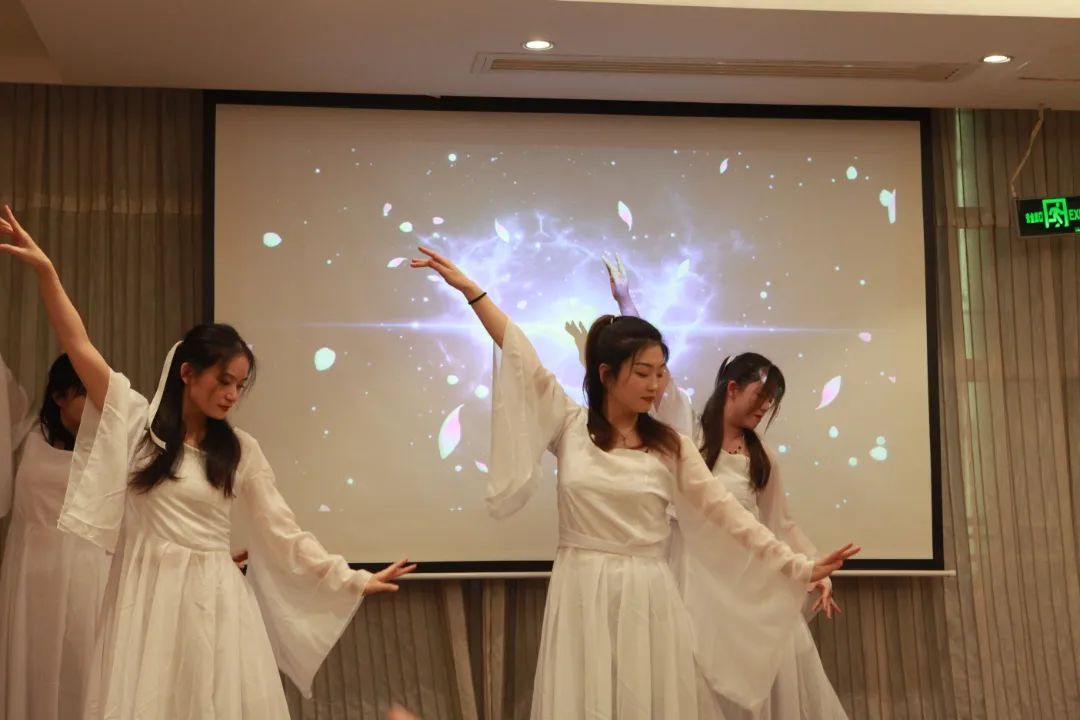 1643255828990418.jpg 1643255828990418.jpg