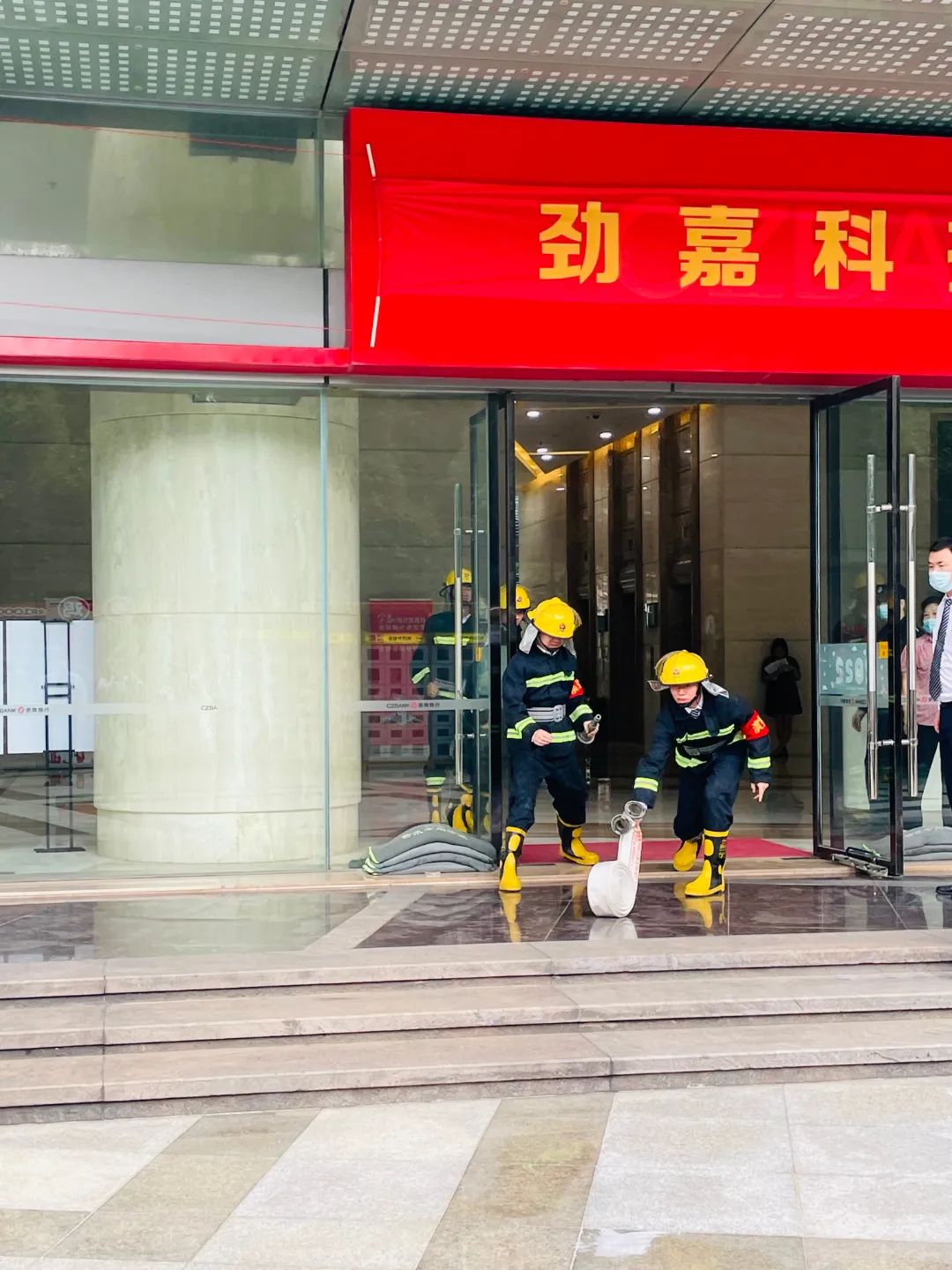 1668671353231318.jpg 1668671353231318.jpg