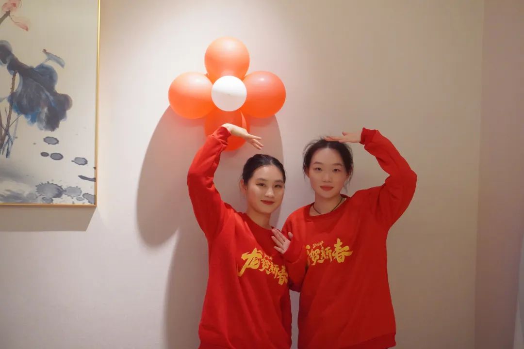 1708235524369856.jpg 1708235524369856.jpg