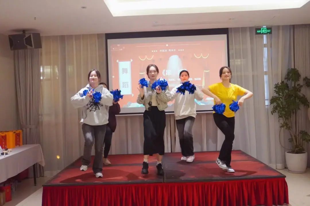 1708236052125602.jpg 1708236052125602.jpg