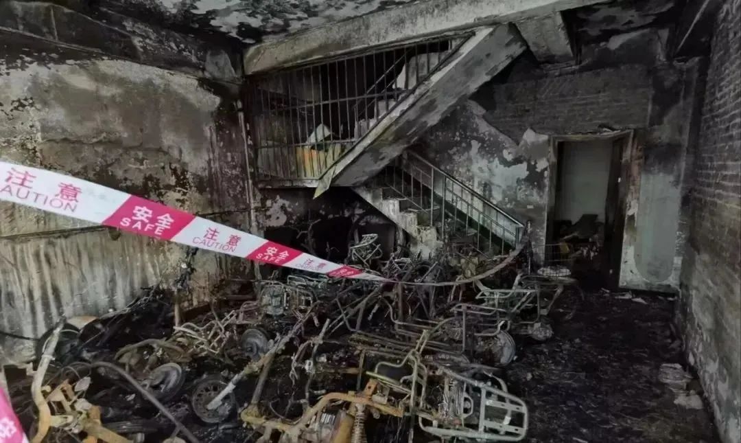 1712556448929762.jpg b42a13e8cff928c253bbd80d85c0aef9.jpg