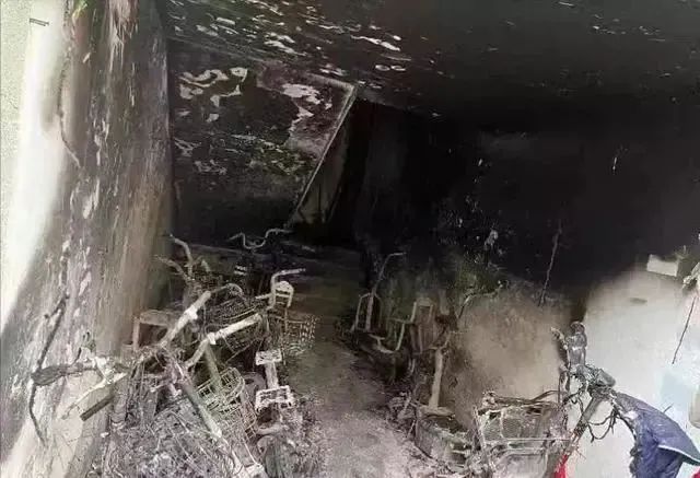 1712556484437903.jpg 02dbb6a14eb0e44cd0fab5a51c00e7db.jpg