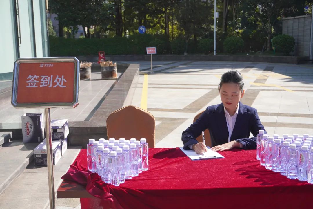 1732868911467025.jpg 85eccdf600a76248ba0062541bbec313.jpg