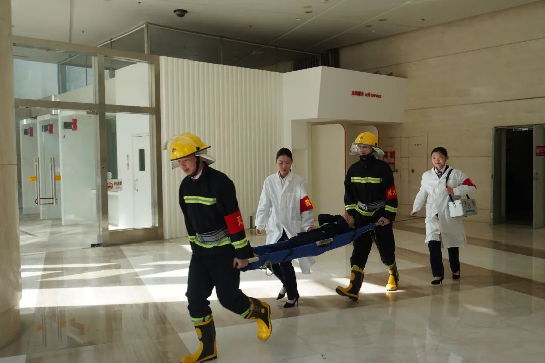 1732869968342739.jpg b29b30401760a79088f32a7372d5075f.jpg