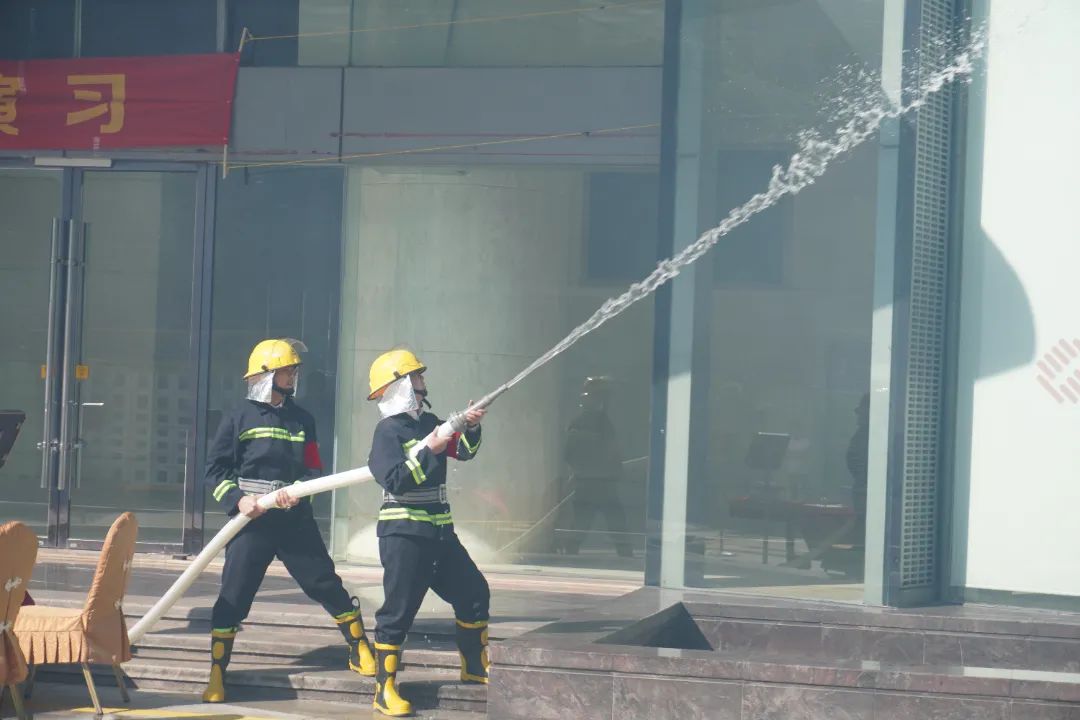 1732870515522557.jpg 6c7c80f5ed37145dc4e8141e390c189c.jpg